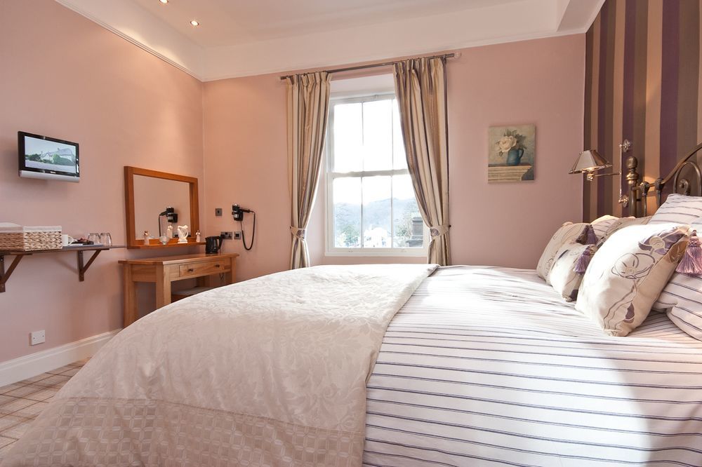 Bowness Bay Suites (Adults Only) מראה חיצוני תמונה
